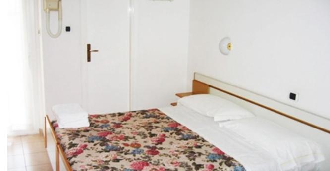 Hilde Bed and Breakfast seaside Rimini room 2